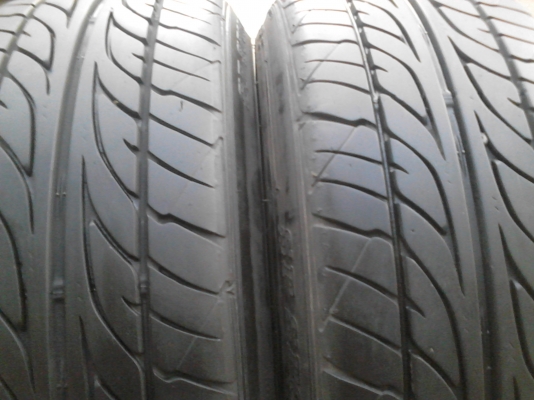 205/45R17  DUNLOP SP SPORT LM703 ปี 2013 มี 2 เส้น  tel.081-427-3941