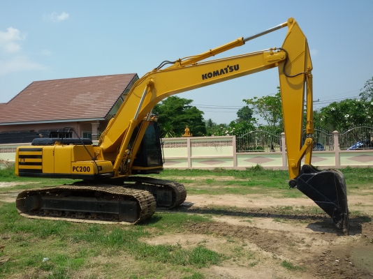 ขาย รถแบคโฮ Komatsu PC200-6