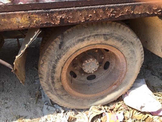 6 ล้อ 165 แรง ติดเครน 5 ตัน สภาพรถไม่สวย แต่เครื่องสวย คัสซีสวย เล่มทะเบียน พร้อมโอน