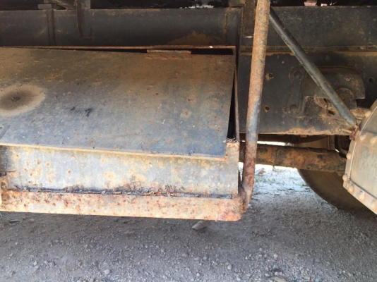 6 ล้อ 165 แรง ติดเครน 5 ตัน สภาพรถไม่สวย แต่เครื่องสวย คัสซีสวย เล่มทะเบียน พร้อมโอน