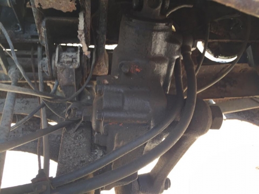 6 ล้อ 165 แรง ติดเครน 5 ตัน สภาพรถไม่สวย แต่เครื่องสวย คัสซีสวย เล่มทะเบียน พร้อมโอน