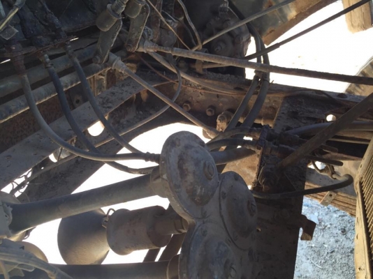 6 ล้อ 165 แรง ติดเครน 5 ตัน สภาพรถไม่สวย แต่เครื่องสวย คัสซีสวย เล่มทะเบียน พร้อมโอน