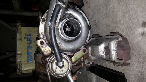 ขายเทอร์โบ isuzu 4jh 3.0 พร้อมเขาและแป้ปน้ำม้น ใส่ 4ja 2.5 และ 4jb 2.8 ได้เลย ราคา 8,500