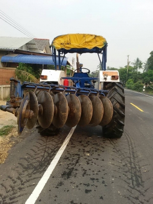 ขายรถไถฟอร์ด 5000 ทะเบียนพร้อมโอน