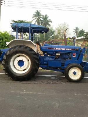 ขายรถไถฟอร์ด 5000 ทะเบียนพร้อมโอน