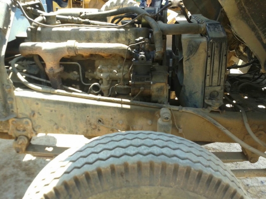 รถฮีโน่ 10 ล้อ พื้นเรียบ FM117LA  168 แรงม้า.   สนใจติดต่อ 081 - 6079515