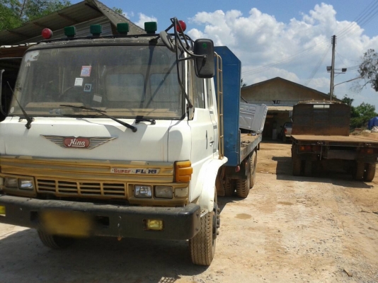 รถฮีโน่ 10 ล้อ พื้นเรียบ FM117LA  168 แรงม้า.   สนใจติดต่อ 081 - 6079515