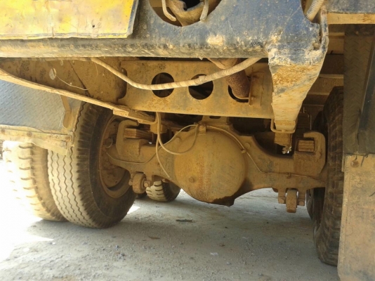 รถฮีโน่ 10 ล้อ พื้นเรียบ FM117LA  168 แรงม้า.   สนใจติดต่อ 081 - 6079515