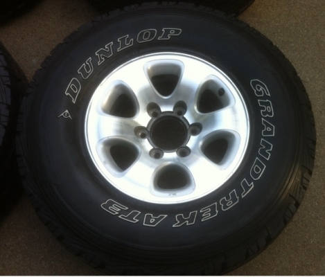 ล้อแนว off road พร้อมยาง Dunlop 31 10.5 R15