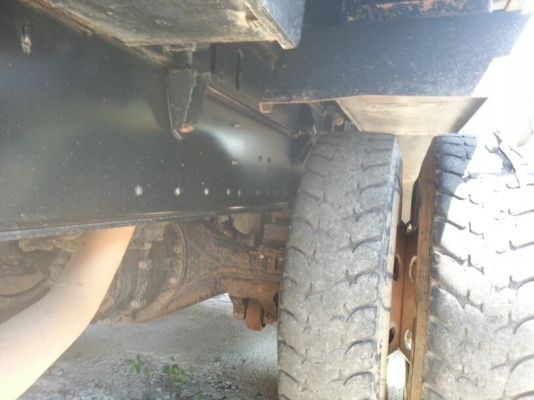 รถอีซูซุ 10 ล้อดั้ม FXZ  320  แรงม้า.   สนใจติดต่อ 081 - 6079515