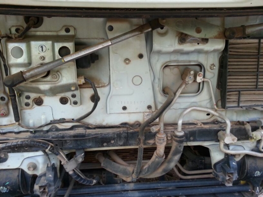 รถอีซูซุ 10 ล้อดั้ม FXZ  320  แรงม้า.   สนใจติดต่อ 081 - 6079515