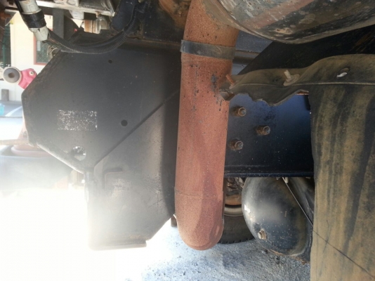 รถอีซูซุ 10 ล้อดั้ม FXZ  320  แรงม้า.   สนใจติดต่อ 081 - 6079515