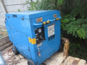 ขาย - เครื่องปั๊มลม AIR COMPRESSOR : ยี่ห้อ MEIJI เครื่องดีเซล 1 สูบ พร้อมใช้งาน