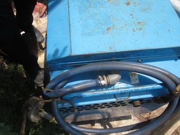 ขาย - เครื่องปั๊มลม AIR COMPRESSOR : ยี่ห้อ MEIJI เครื่องดีเซล 1 สูบ พร้อมใช้งาน