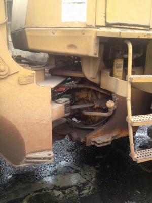 ขายรถตัก CAT 950 สภาพสวยพร้อมใช้ ต่อรองได้ ติดต่อได้ที่คุณ อ๊อฟ พิจิตร 086-737-9991