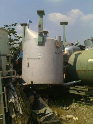 ถังสแตนเลส ถังกวน 3000-4000 ลิตร เลส 316 มี 5 ใบ มาจัดไปด่วนๆเลยครับ