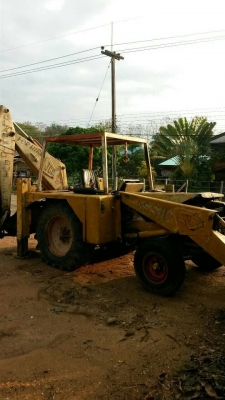 ขายรถตัก JCB สภาพสวยพร้อมใช้ ติดต่อได้ที่คุณ อ๊อฟ พิจิตร 086-737-9991 ขายรถตัก JCB สภาพสวยพร้อมใช้ ติดต่อได้ที่คุณ อ๊อฟ พิจิตร 086-737-9991