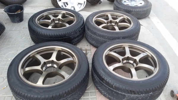 ขายล้อขอบ20 6รูพร้อมยางสวยชุดละ17500