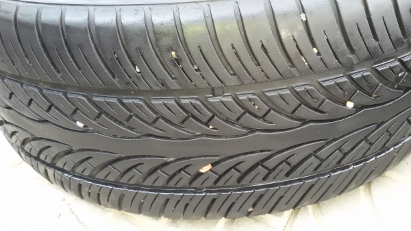 ขายล้อขอบ20 6รูพร้อมยางสวยชุดละ17500