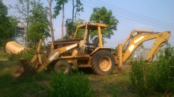 ขายรถตักหน้าขุดหลัง CATERPILLAR 428B สภาพพร้อมใช้งาน เอกสารเล่มทะเบียน เครื่องแน่น ปั้มแรง ราคาต่อรองได้ครับ