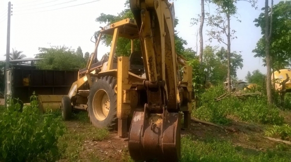 ขายรถตักหน้าขุดหลัง CATERPILLAR 428B สภาพพร้อมใช้งาน เอกสารเล่มทะเบียน เครื่องแน่น ปั้มแรง ราคาต่อรองได้ครับ