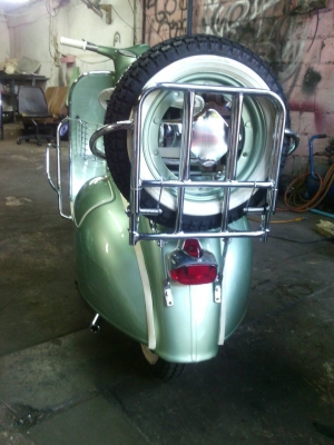 เอเซียเวสป้า---->>จัดส่งรถvespa 64 สีเขียวเมทาลิค ให้คุณพล บ่อวินเรียบร้อย07/04/2558 เอเซียเวสป้า---->>จัดส่งรถvespa 64 สีเขียวเมทาลิค ให้คุณพล บ่อวินเรียบร้อย07/04/2558