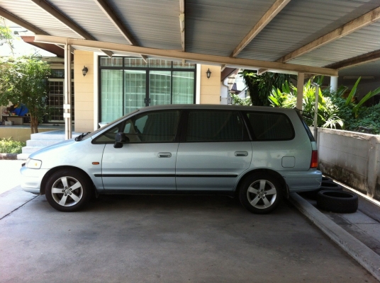 ฮอนด้าปี97 รถ7 ที่นั่ง abs airbagคู่ แต่งครบ พร้อมเดินทาง