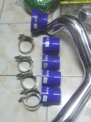 ลดราคาเหลือ1500.  ท่ออินเตอร์ออนนิว D-MAX  พร้อม.ท่อยางFLEXคลยชุดเอาไป2500