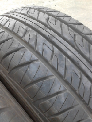 265/65R17 DUNLOP GRANDTREK PT2  ชุด 4 เส้น ปี 2014 ใหม่ๆ ไม่มีปะ tel.081-427-3941