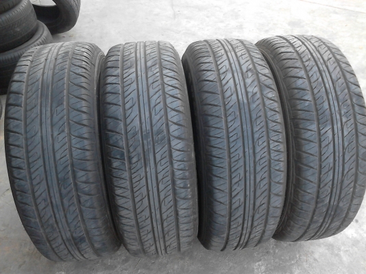 265/65R17 DUNLOP GRANDTREK PT2  ชุด 4 เส้น ปี 2014 ใหม่ๆ ไม่มีปะ tel.081-427-3941