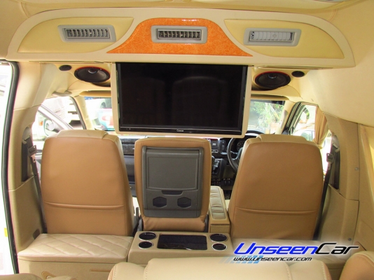 กับรถตู้แต่งวีไอพีเต็มๆ มีทีวี เบาะหนัง  TOYOTA ปี 2008 สีขาว โฉม COMMUTER เกียร์ MT เบนซิน LPG ราคา 649,000 บาท เท่านั้น เรามีบริการไฟแนนซ์รองรับตลอดเวลา  เพียงท่านตรียมเอกสารมาหาเรานะคะ โทร 0922726669 คุณตันหยงค่ะ