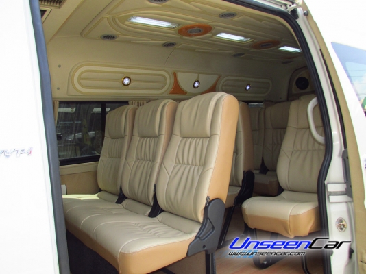 กับรถตู้แต่งวีไอพีเต็มๆ มีทีวี เบาะหนัง  TOYOTA ปี 2008 สีขาว โฉม COMMUTER เกียร์ MT เบนซิน LPG ราคา 649,000 บาท เท่านั้น เรามีบริการไฟแนนซ์รองรับตลอดเวลา  เพียงท่านตรียมเอกสารมาหาเรานะคะ โทร 0922726669 คุณตันหยงค่ะ