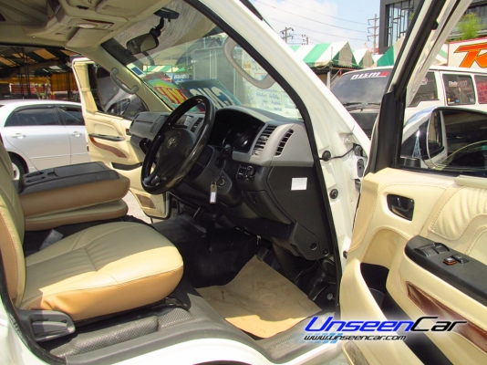 รถตู้TOYOTA COMMUTER เบนซิน CNG ปี2007 ราคา679000 บาท แต่งวีไอพีเต็มๆ แอร์ไมโครบัส สนใจโทร 0922726669 คุณตันหยงค่ะ