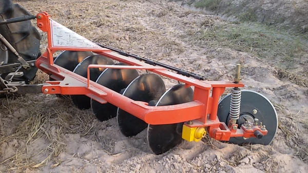 ยันม่าร์ EF 453T ปี52 ครับ