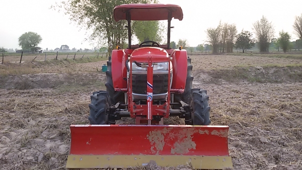 ยันม่าร์ EF 453T ปี52 ครับ