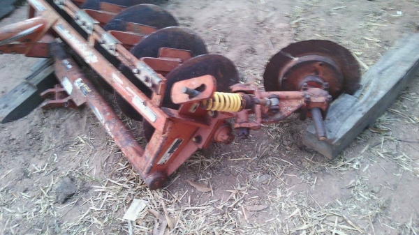 เหมาๆ หาง 6 ใบ 22 ตราช้าง ใส่ 34-49 ( 5 ตัว ) ราคา 18000 บาท ตัวเดียว 20000 บาท