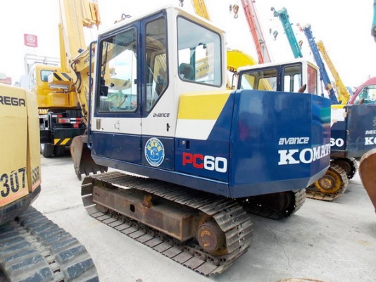 ขายรถขุด KOMATSU PC60-6 ขายรถขุด KOMATSU PC60-6