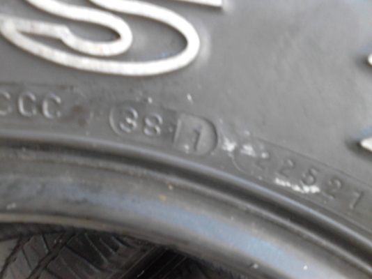 225/70R15 MAXXIS 760 BRAVO H/T  ชุด 4 เส้น tel.081-427-3941