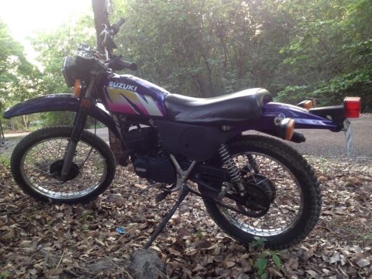 ขาย suzuki TS 125 ทะเบียน + โอน ภาษีเต็ม เครื่องดีมาก ขายถูก ขาย suzuki TS 125 ทะเบียน + โอน ภาษีเต็ม เครื่องดีมาก ขายถูก