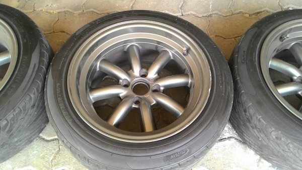 ขายล้อกล้วย ขายล้อกล้วย