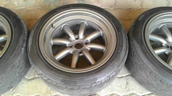 ขายล้อกล้วย ขายล้อกล้วย