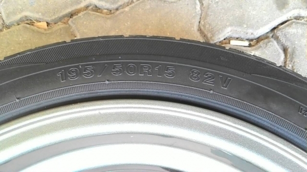 ขายล้อกล้วย ขายล้อกล้วย