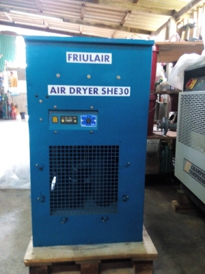 ขาย แอร์ดรายเยอร์เครื่องทำลมแห้ง ใช้สำหรับปั๊มลม 20-30-40  HP สนโทร.หาเราเลยตอนนี้