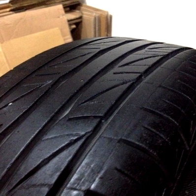 ล้อพร้อมยาง 14 นิ้ว โซลูน่า ใส่ 4รู100 ได้ทุกรุ่น ตจว ส่งได้ครับ  ยาง มิชลิน 185-65-14 ปี 12 ดอกเต็มสวย ยาง บริดสโตน 185-65-14 ปี 10 ดอกเต็มสวย ดูสินค้าที่ถนนสวนผัก ตลิ่งชัน กทม ใกล้ขนส่งที่ต่อใบขับขี่