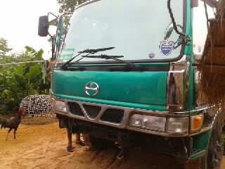 หกล้อ HINO-FD1JUB-HO7D-195แรง ปี55 แอร์เย็นๆ สภาพดีสวยพร้อมใช้งาน เล่มทะเบียนพร้อม