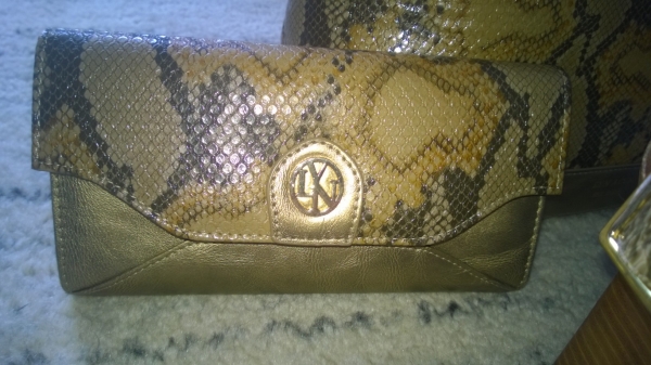 ขายกระเป๋า แบรนด์เนม ขายกระเป๋า แบรนด์เนม