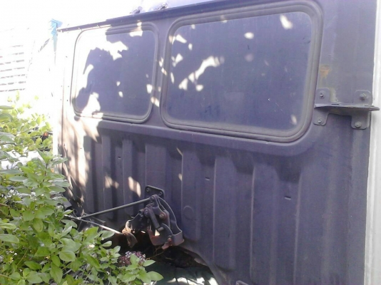 หัวเก๋งf18สภาพสวยเก็บ งานนิดหน่อยพื้นสวยไม่ผุอะไหล่ครบแท่นหน้าแท่นหลังครบ