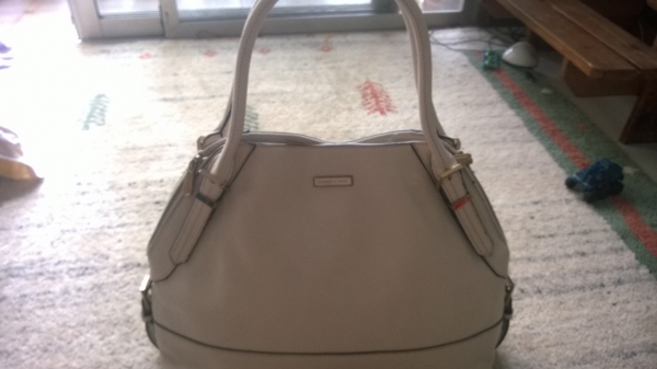 ขายกระเป๋า แบรนด์เนม