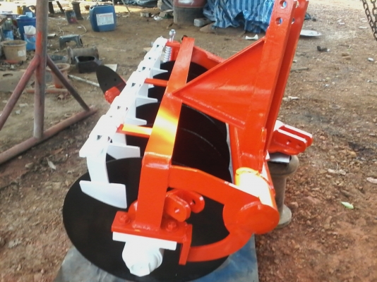 ขายผาน6x24ติดมากับรถ49ยันม้าสภาพสวยใบเต็มใช้กับรถ45-47-49-50แรง