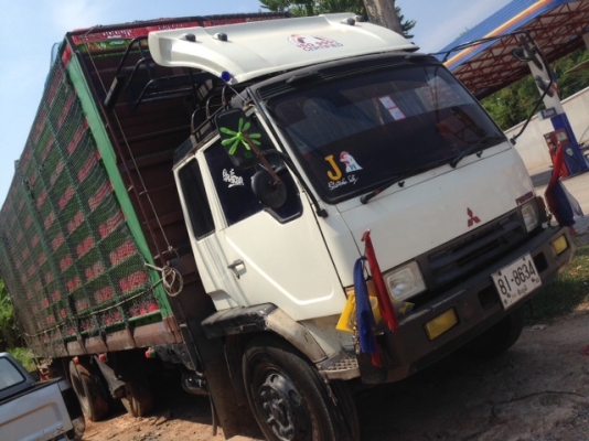 ขายรถไก่สิบล้อ 7.5 เมตร พร้อมกล่อง